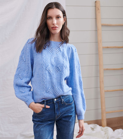 Pull en tricot torsadé – Bleu poudre