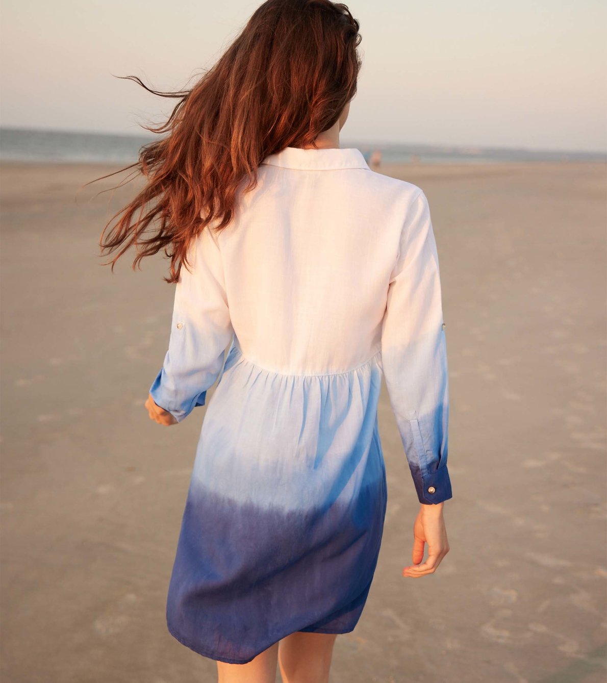 Agrandir l'image de Robe chemise Cara – Nuances ciel ensoleillé teintes par immersion