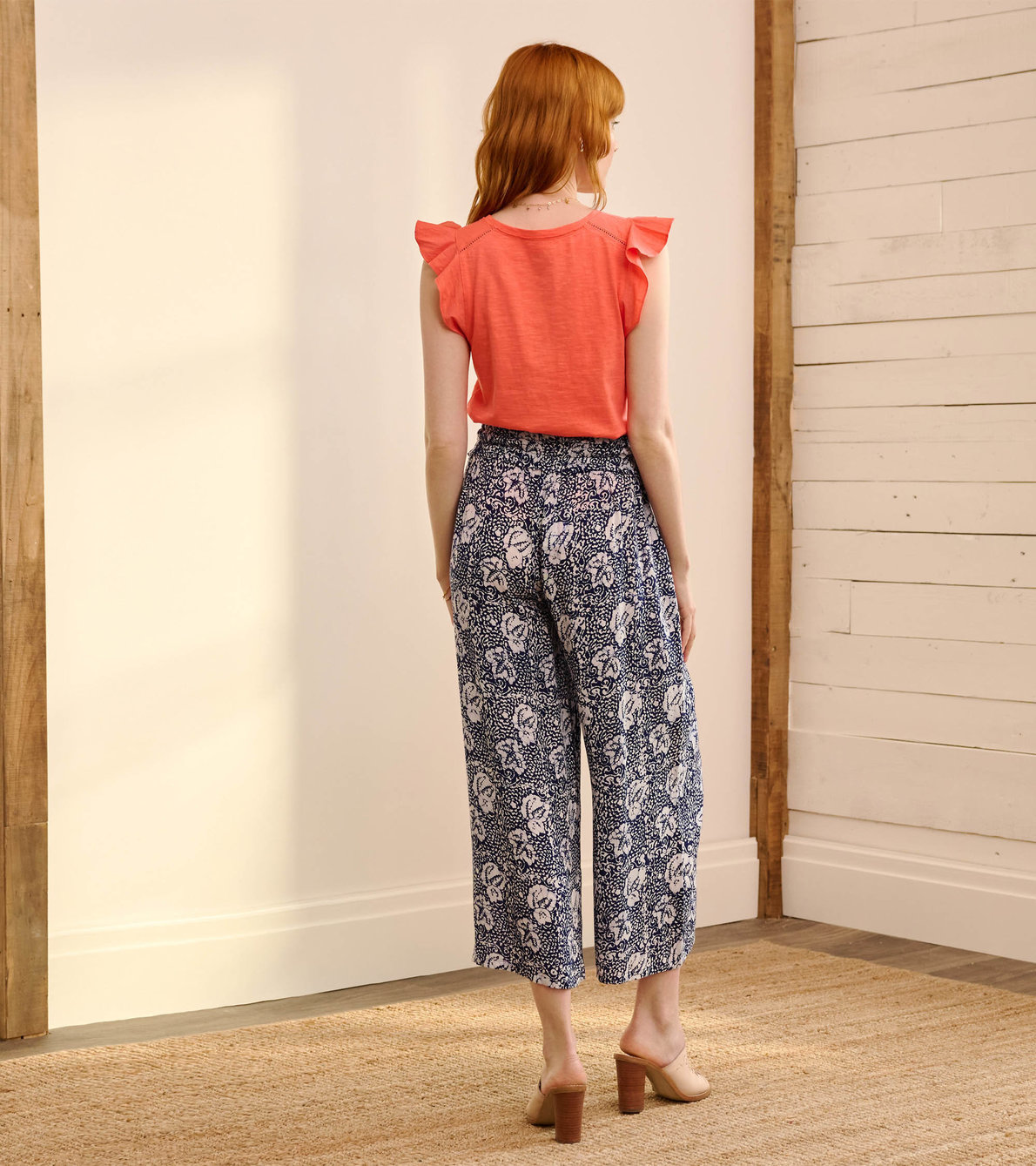 Agrandir l'image de Pantalon Cassie – Motifs floraux créés par shibori