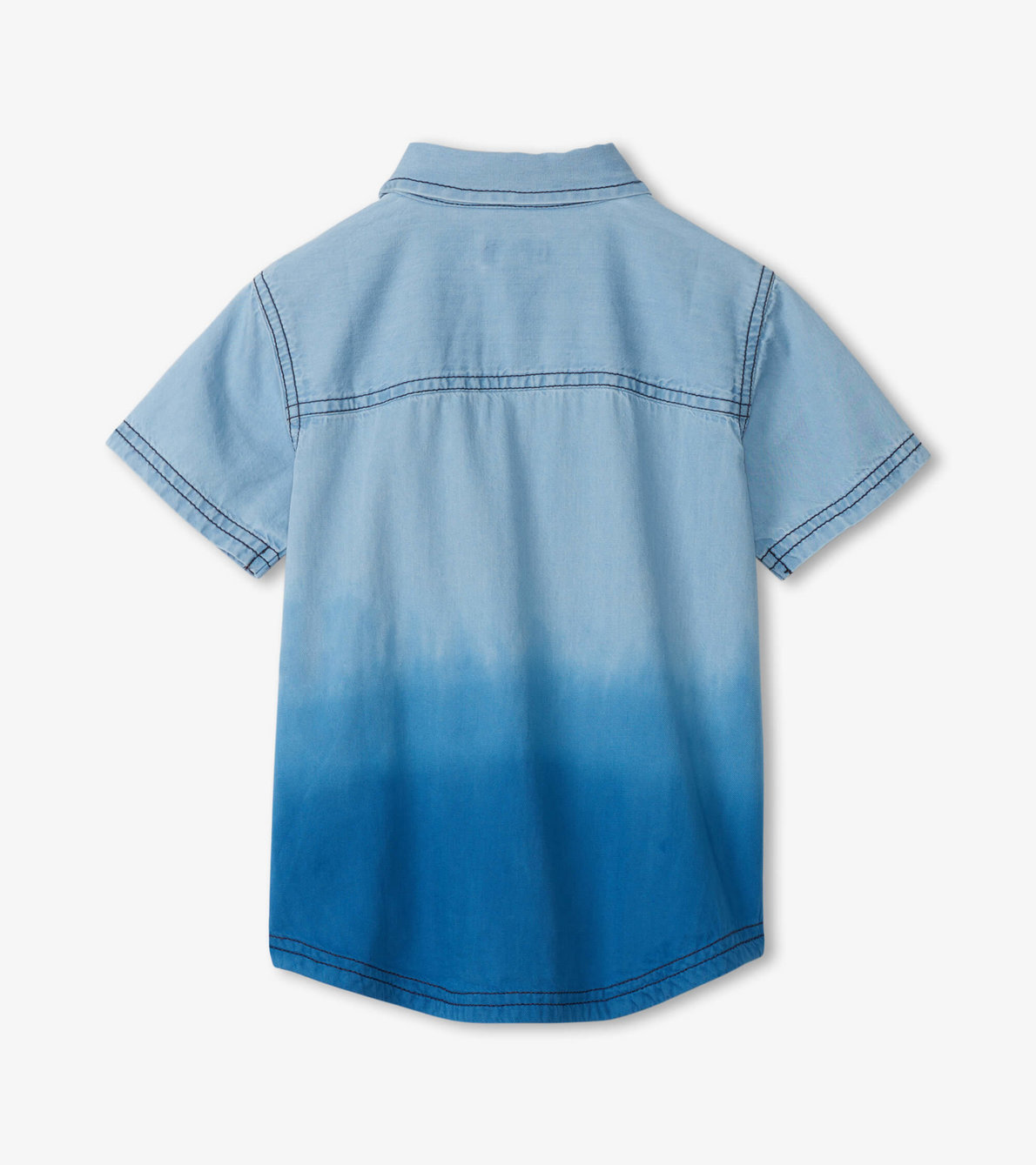 Agrandir l'image de Chemise boutonnée à manches courtes – Nuances bleu denim teintes par immersion