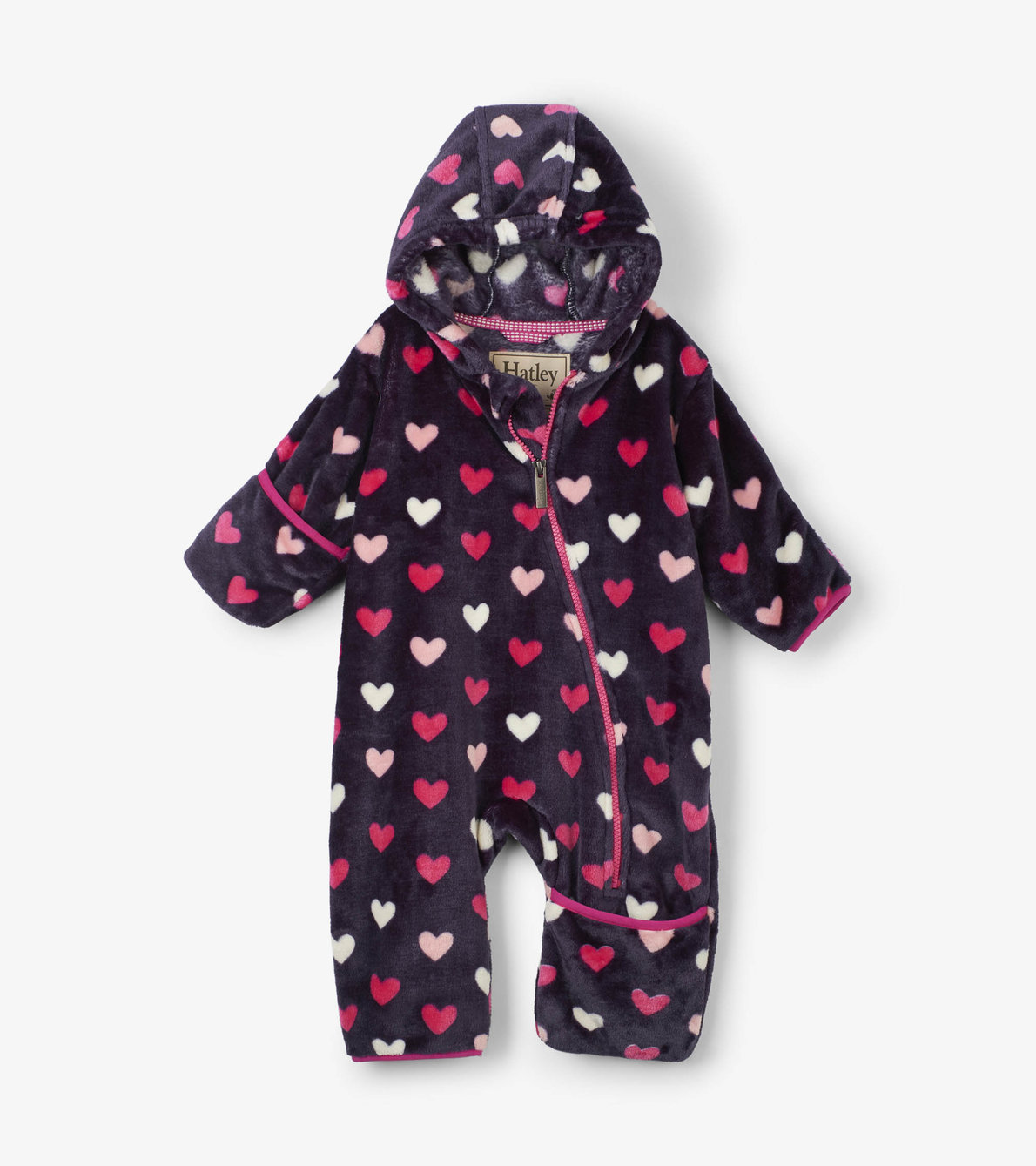Agrandir l'image de Combinaison en molleton duveteux pour bébé – Cœurs amoureux