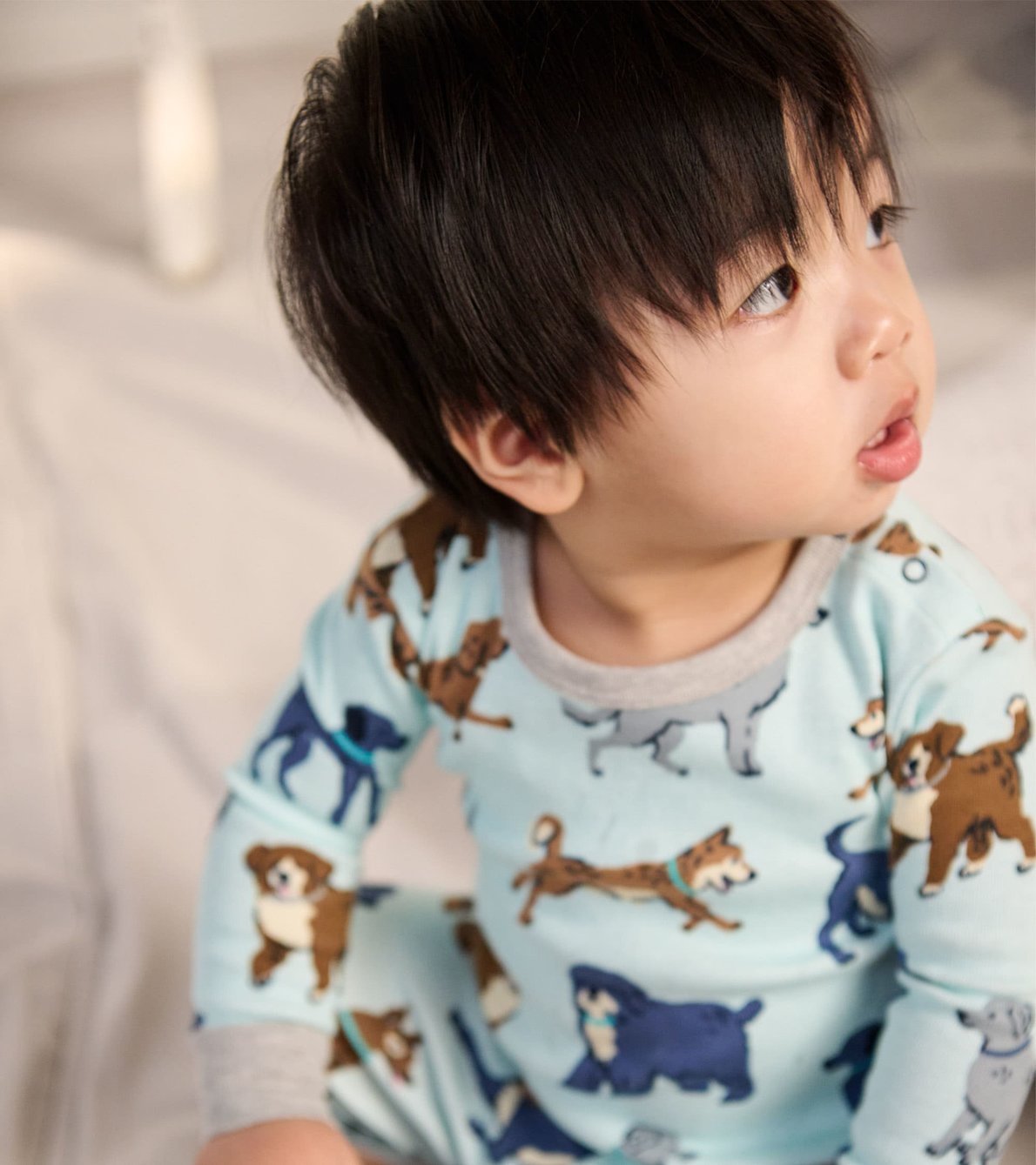 Agrandir l'image de Pyjama en coton biologique pour bébé – Chiots enjoués