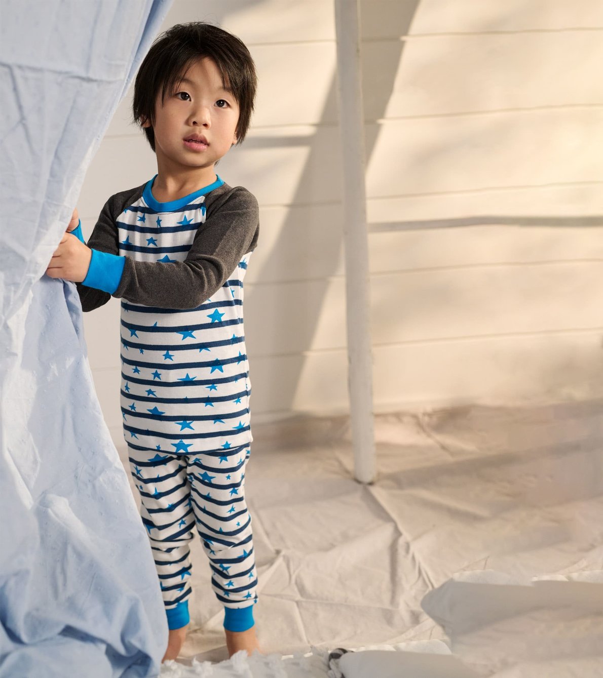 Agrandir l'image de Pyjama en coton biologique avec haut à manches raglan – Nuit étoilée